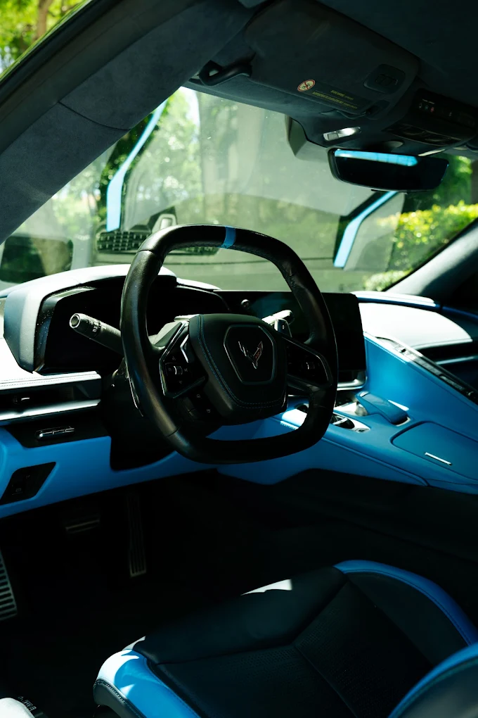 Chevrolet Corvette C8 blue-trimmed cockpit